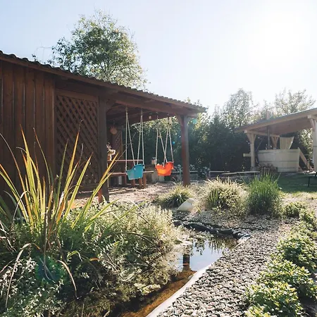 Katang Vendeghaz * Tardosbanya