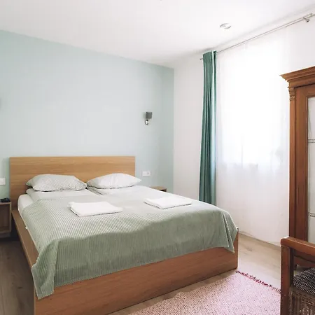 Katang Vendeghaz Apartment